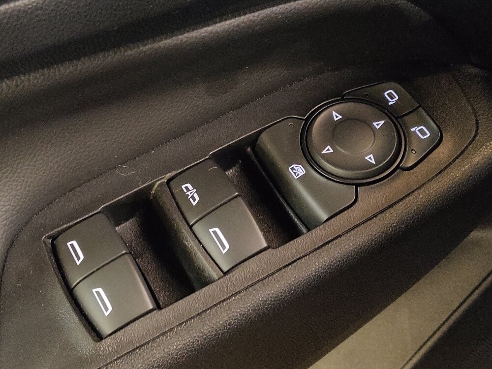 2020 Chevrolet Equinox in Sanford, FL 32773 - 18137085 27