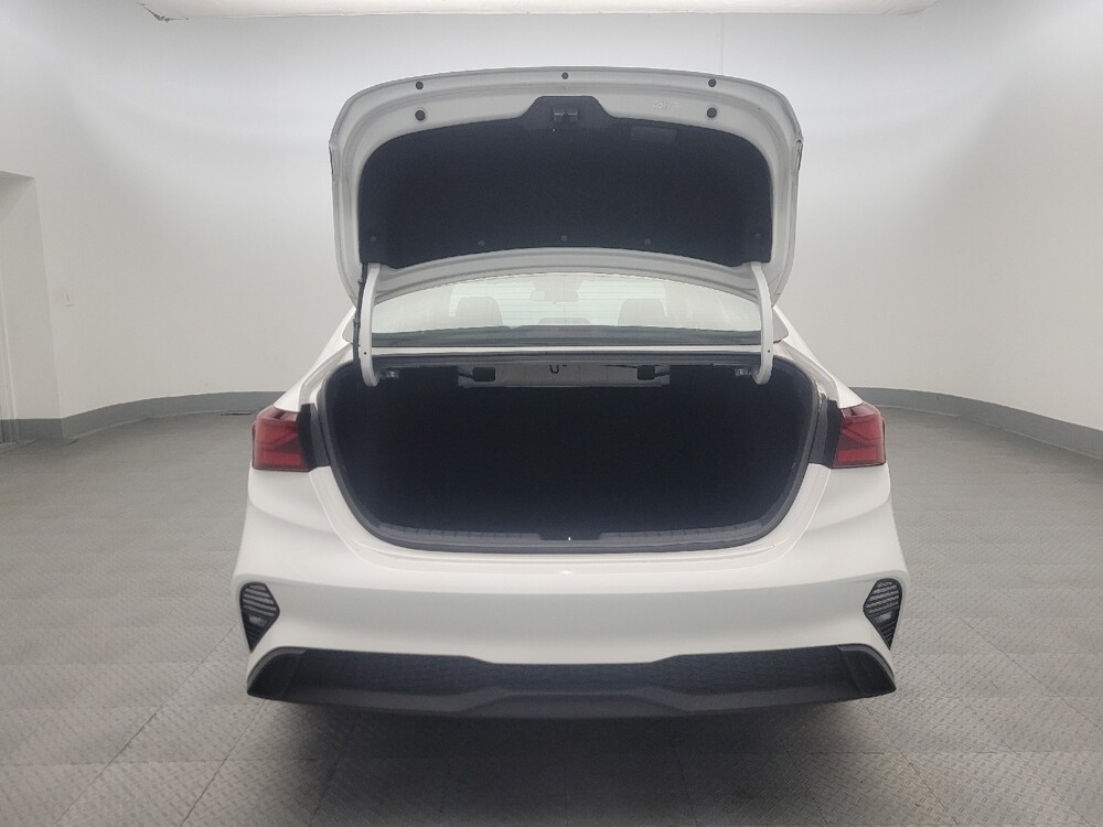 2023 Kia Forte in Phoenix, AZ 85022 - 18137092 29
