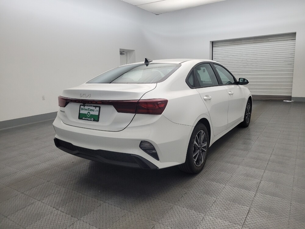 2023 Kia Forte in Phoenix, AZ 85022 - 18137092 9