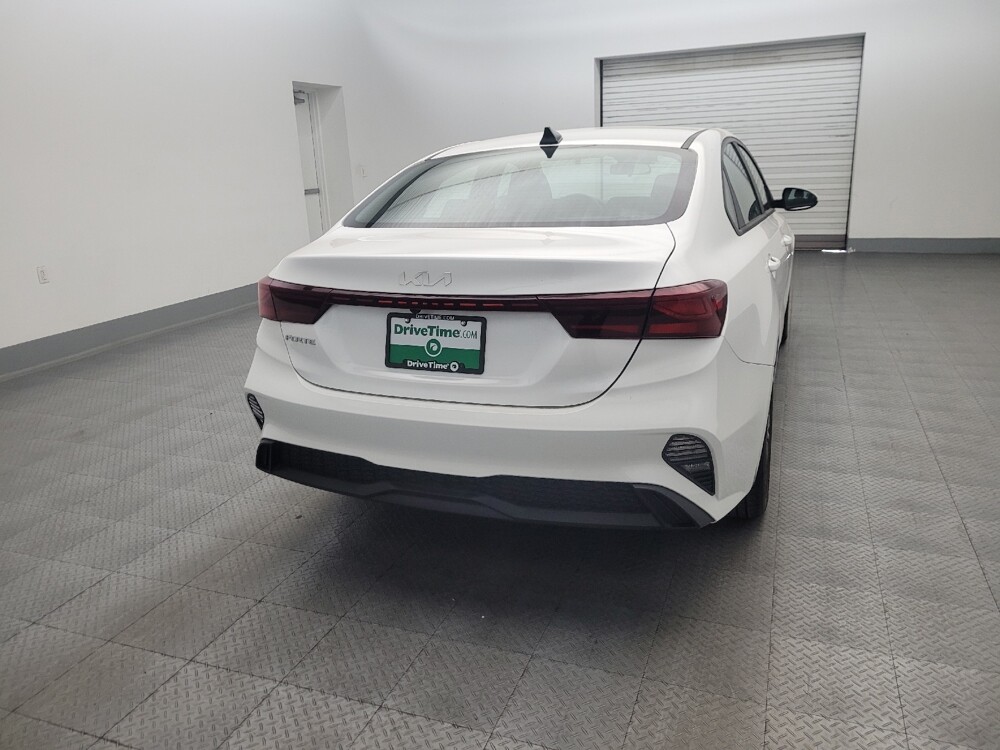 2023 Kia Forte in Phoenix, AZ 85022 - 18137092 7