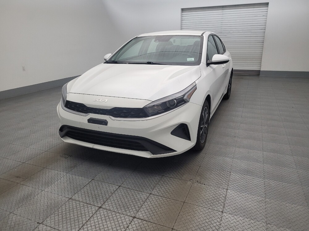 2023 Kia Forte in Phoenix, AZ 85022 - 18137092 15