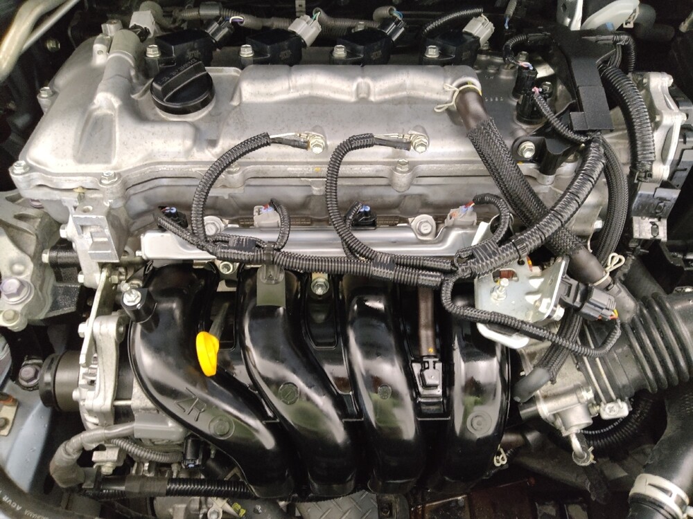 2021 Toyota Corolla in Lakewood, CO 80215 - 18137096 30