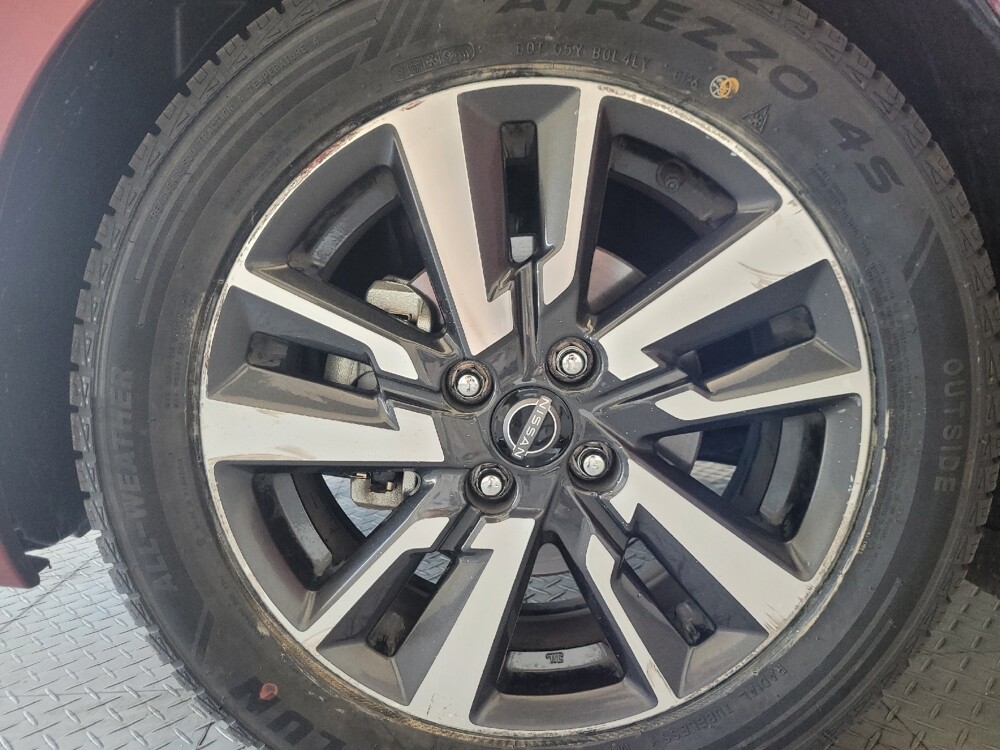 2024 Nissan Versa in Phoenix, AZ 85022 - 18137098 31