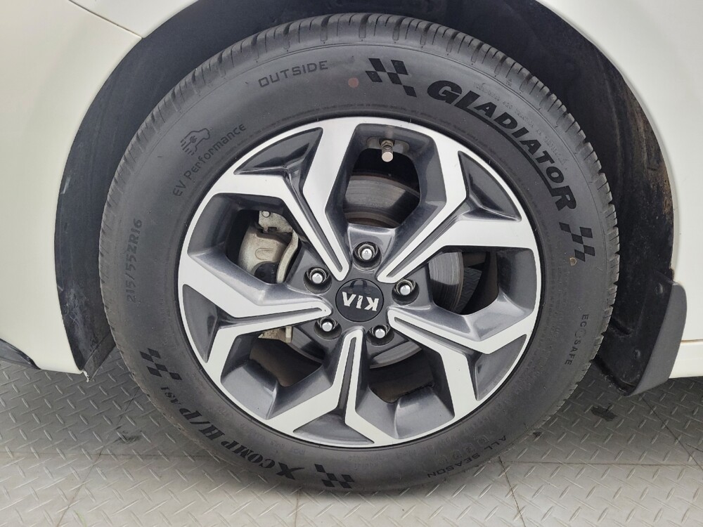 2019 Kia Forte in Gastonia, NC 28056 - 18137100 31