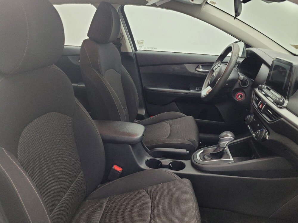 2019 Kia Forte in Gastonia, NC 28056 - 18137100 21