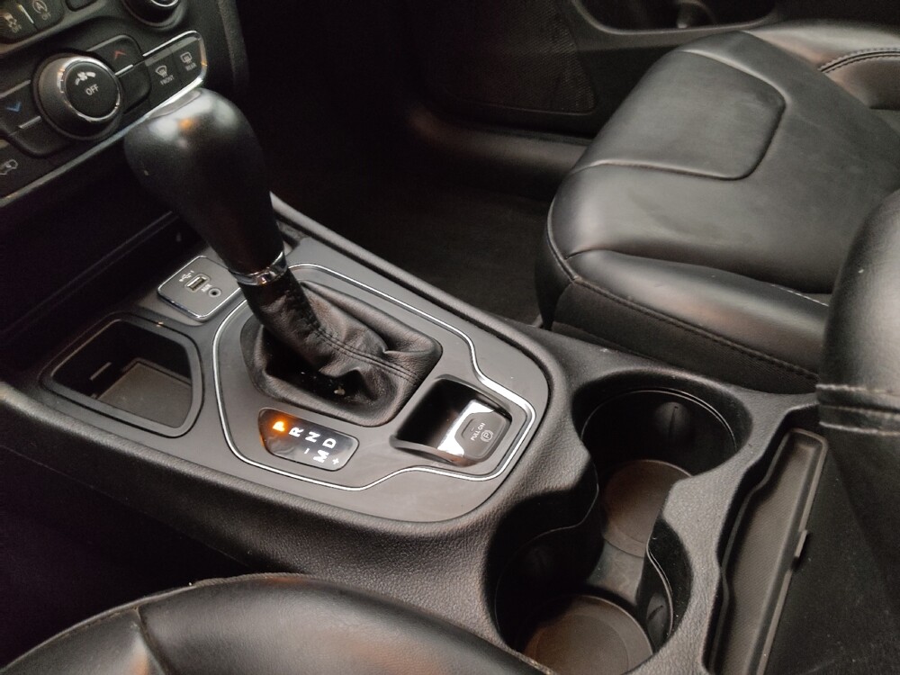 2020 Jeep Cherokee in Denver, CO 80012 - 18137102 26