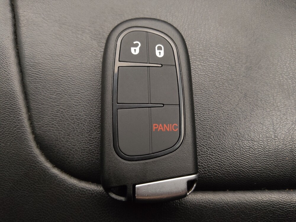 2020 Jeep Cherokee in Denver, CO 80012 - 18137102 32