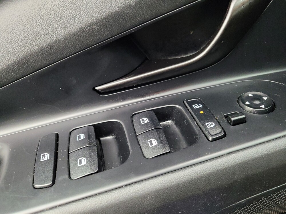2025 Hyundai Elantra in Antioch, TN 37013 - 18137104 27