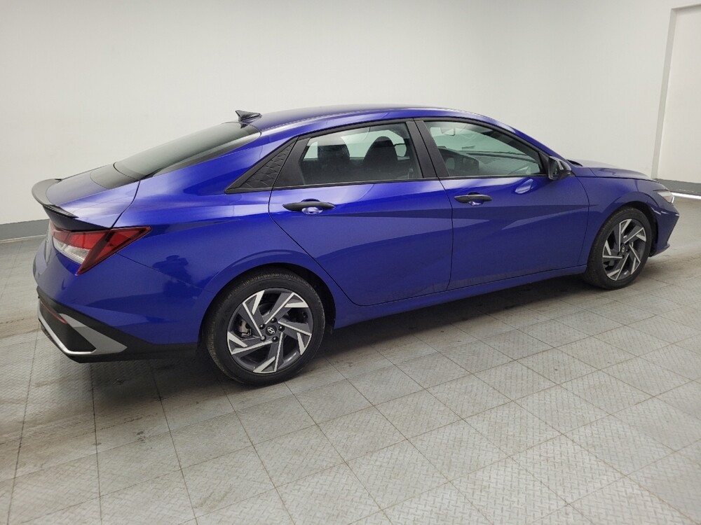 2025 Hyundai Elantra in Antioch, TN 37013 - 18137104 10