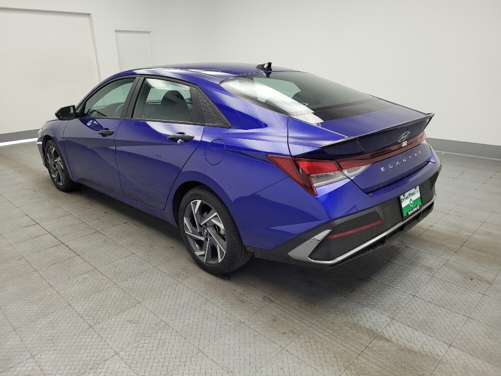 2025 Hyundai Elantra in Antioch, TN 37013 - 18137104 5