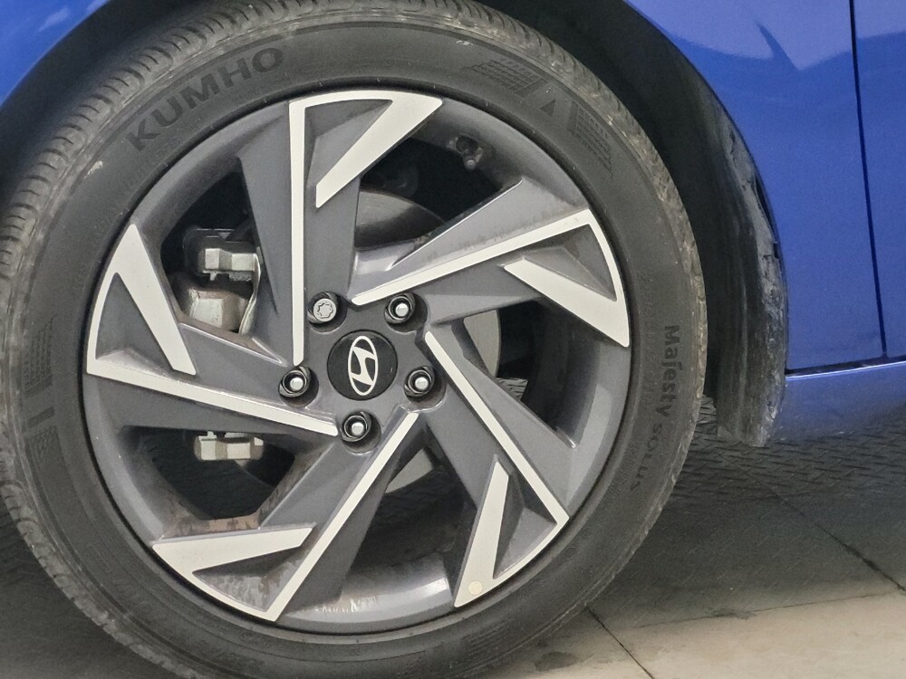 2025 Hyundai Elantra in Antioch, TN 37013 - 18137104 31