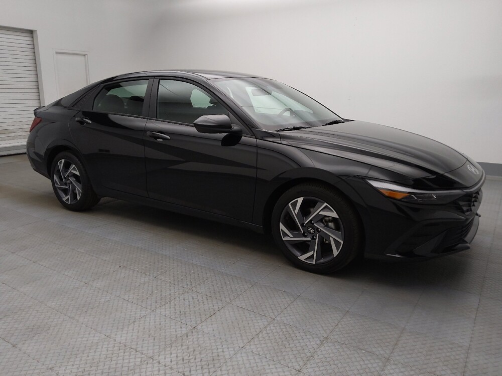 2025 Hyundai Elantra in Denver, CO 80012 - 18137106 11