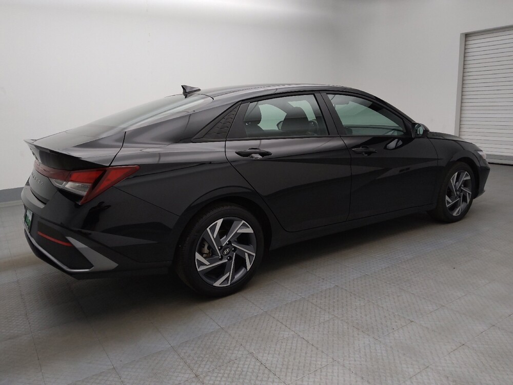 2025 Hyundai Elantra in Denver, CO 80012 - 18137106 10