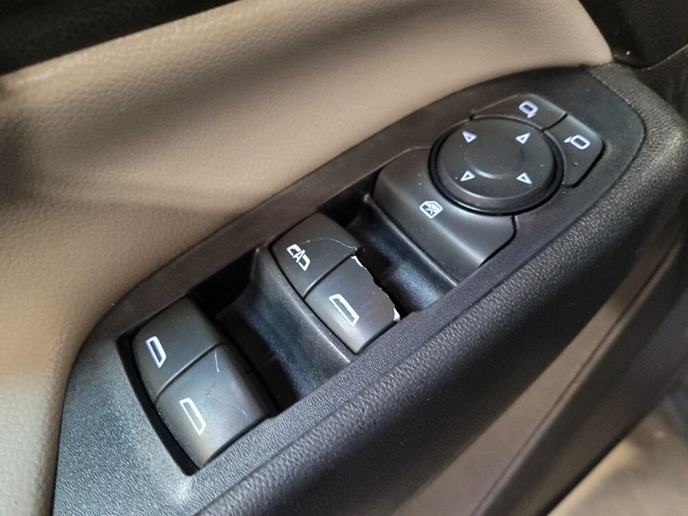 2020 Chevrolet Equinox in Torrance, CA 90504 - 18137108 27