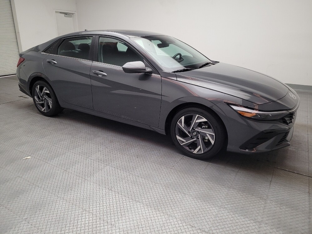2025 Hyundai Elantra in Riverside, CA 92504 - 18137110 11