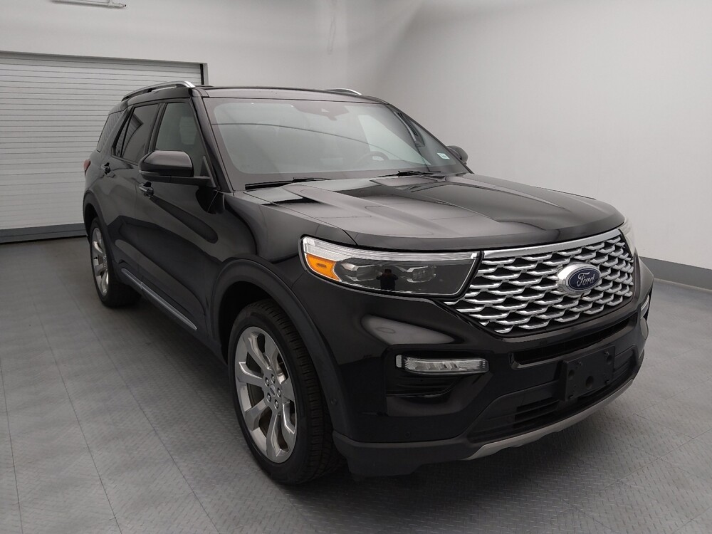 2020 Ford Explorer in St. Louis, MO 63136 - 18137122 13
