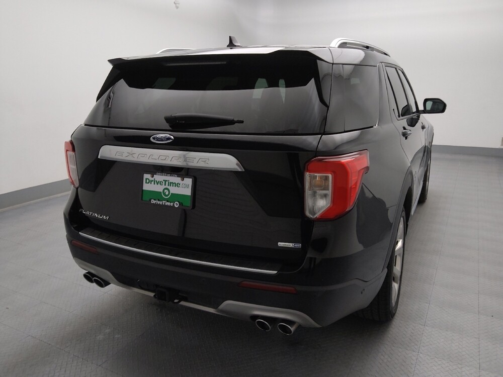 2020 Ford Explorer in St. Louis, MO 63136 - 18137122 7