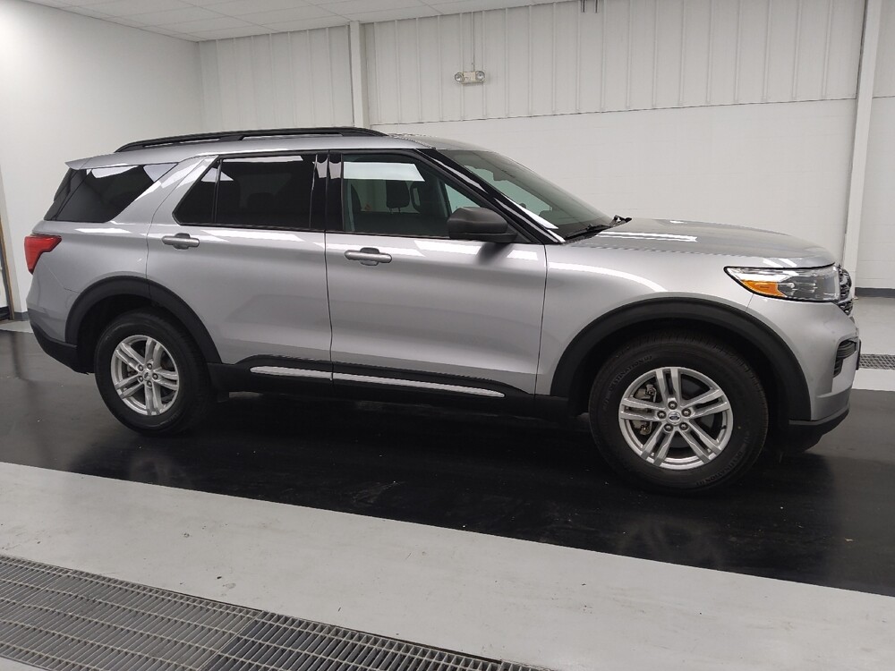 2022 Ford Explorer in St. Louis, MO 63136 - 18137128 11