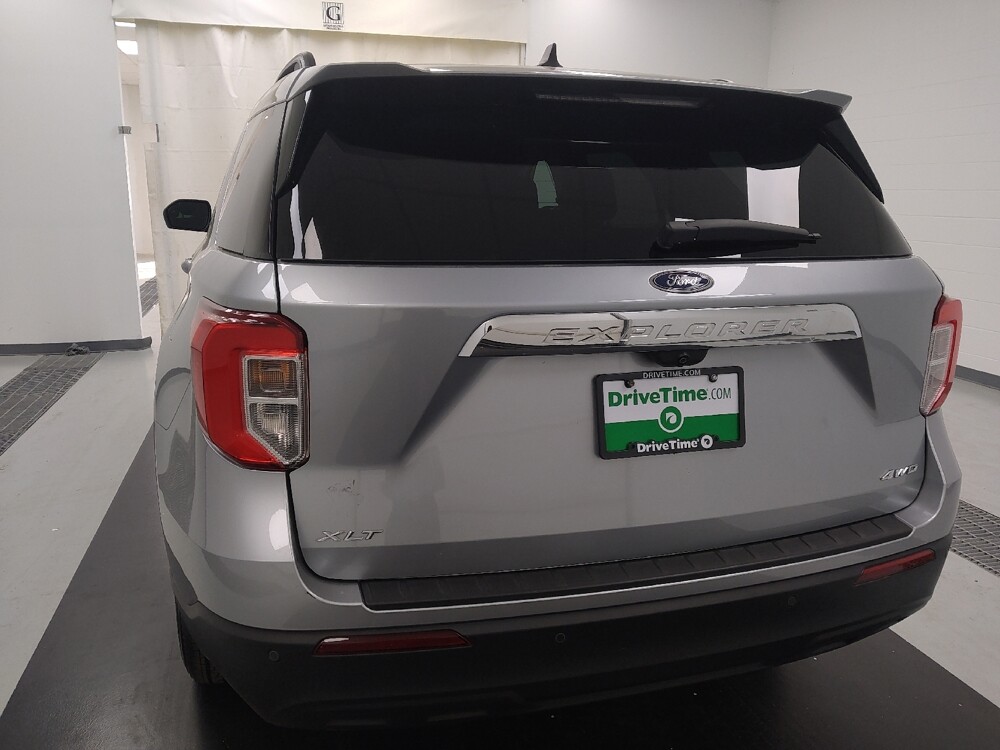 2022 Ford Explorer in St. Louis, MO 63136 - 18137128 6