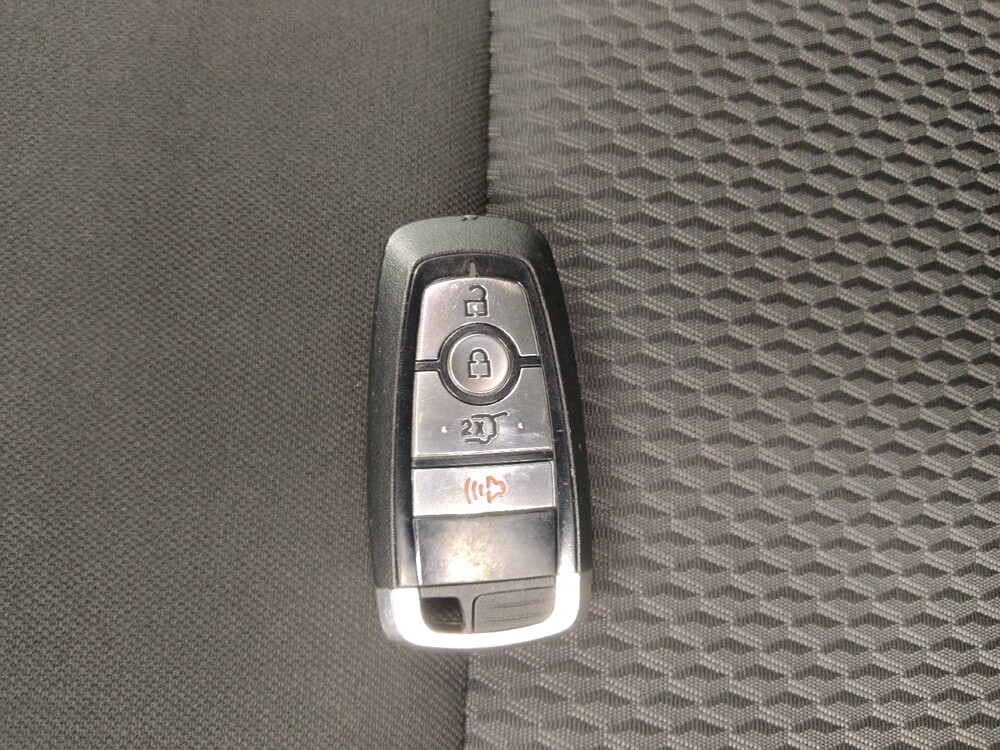 2022 Ford Explorer in St. Louis, MO 63136 - 18137128 32