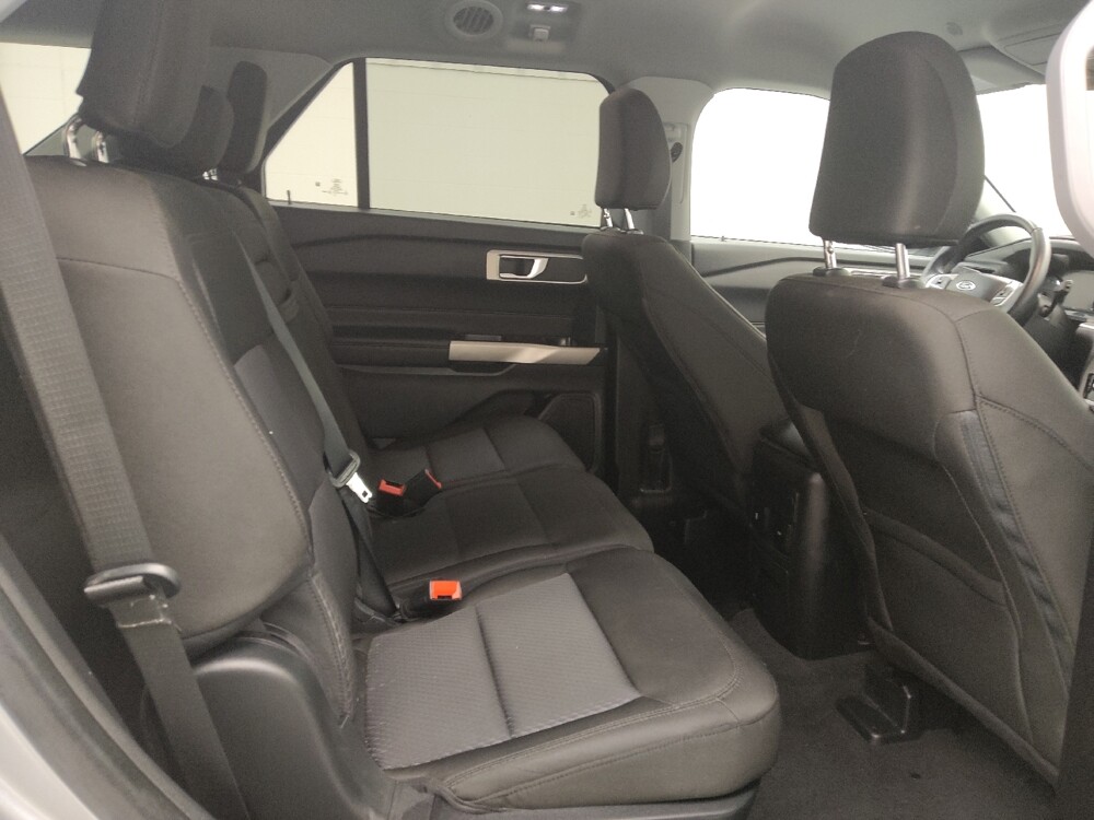 2022 Ford Explorer in St. Louis, MO 63136 - 18137128 19