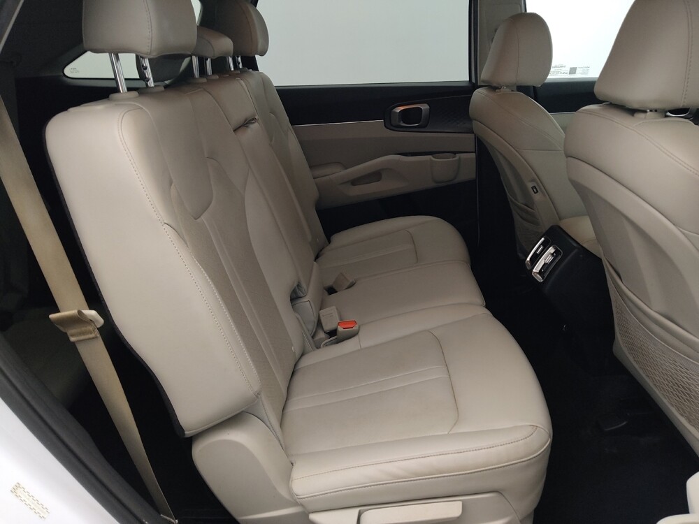 2023 Kia Sorento in Miami, FL 33157 - 18137133 19