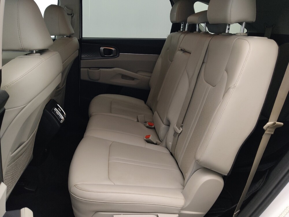 2023 Kia Sorento in Miami, FL 33157 - 18137133 18