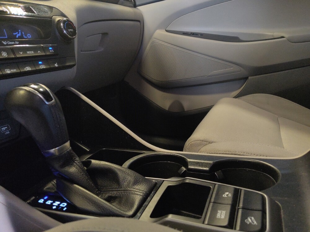 2018 Hyundai Tucson in Phoenix, AZ 85015 - 18137135 26