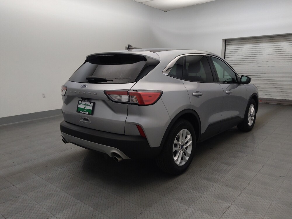 2021 Ford Escape in Glendale, AZ 85301 - 18137136 9