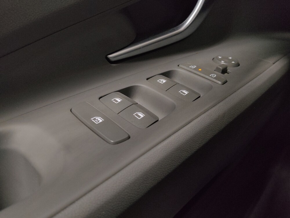 2025 Hyundai Elantra in Pelham, AL 35124 - 18137138 27