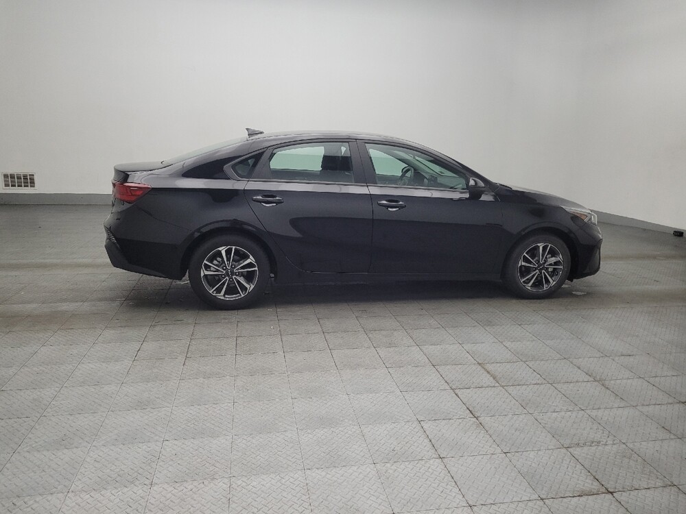 2024 Kia Forte in Knoxville, TN 37923 - 18137143 10