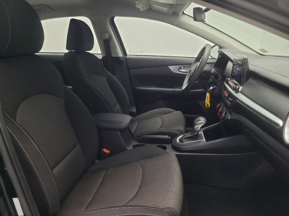 2024 Kia Forte in Knoxville, TN 37923 - 18137143 21