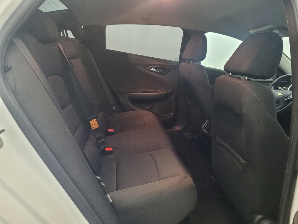 2018 Chevrolet Malibu in New Castle, DE 19720 - 18137148 19