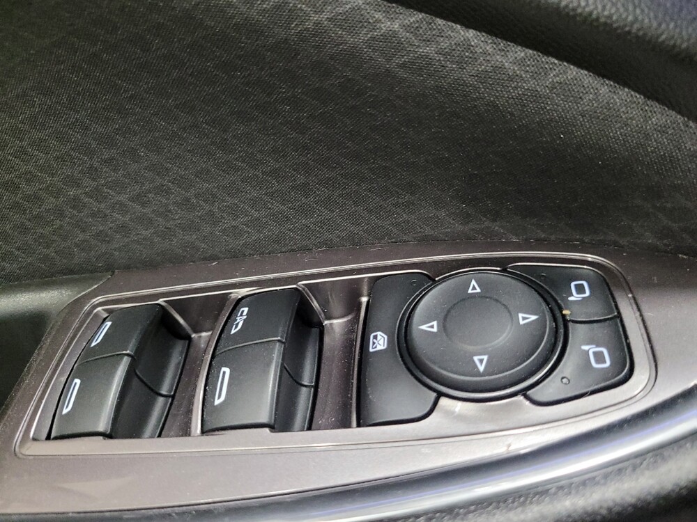 2018 Chevrolet Malibu in New Castle, DE 19720 - 18137148 27