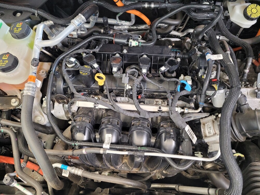 2022 Ford Escape in Columbus, OH 43228 - 18137157 30