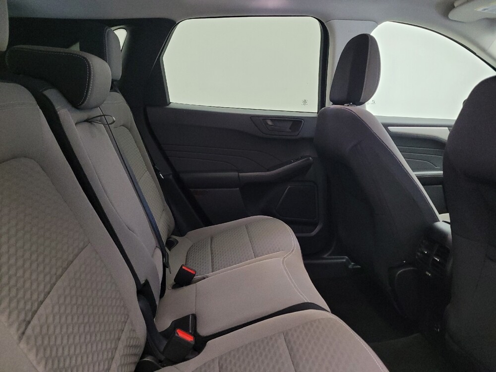 2022 Ford Escape in Columbus, OH 43228 - 18137157 19