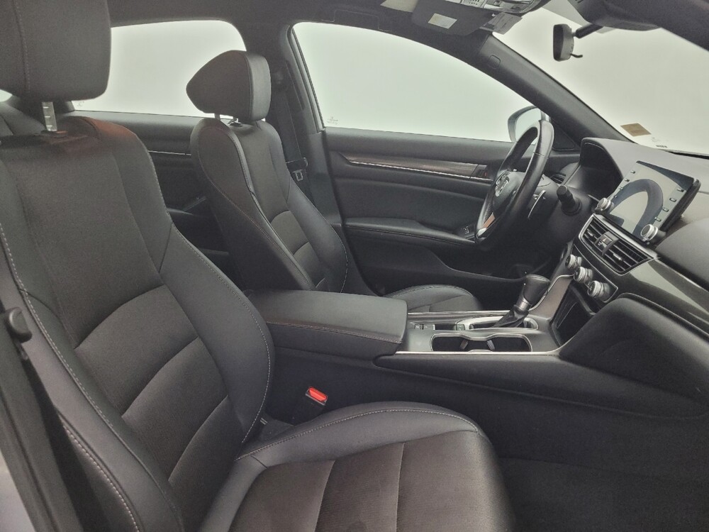 2020 Honda Accord in Charleston, SC 29414 - 18137158 21