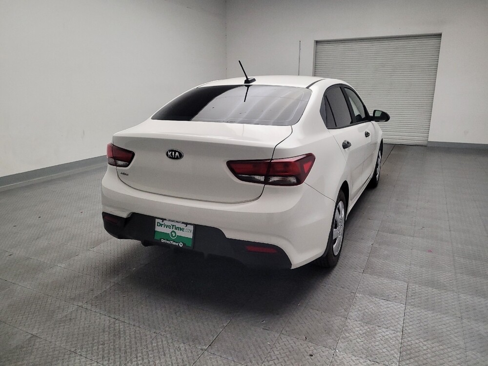 2018 Kia Rio in Downey, CA 90241 - 18137164 7