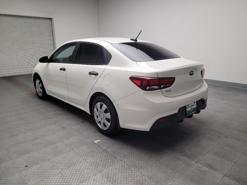 2018 Kia Rio in Downey, CA 90241 - 18137164 5