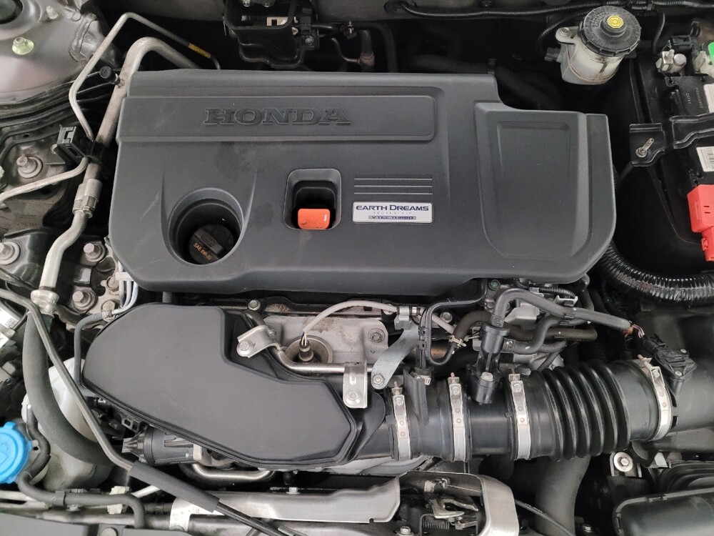 2018 Honda Accord in Downey, CA 90241 - 18137165 30