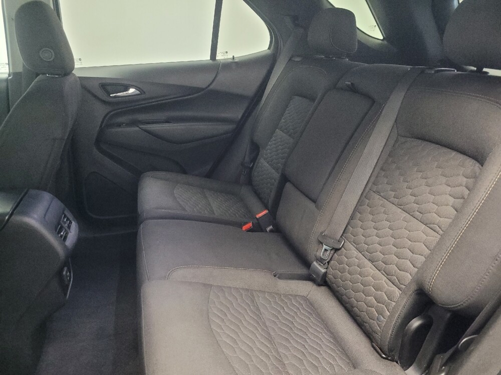 2021 Chevrolet Equinox in Indianapolis, IN 46219 - 18137174 18