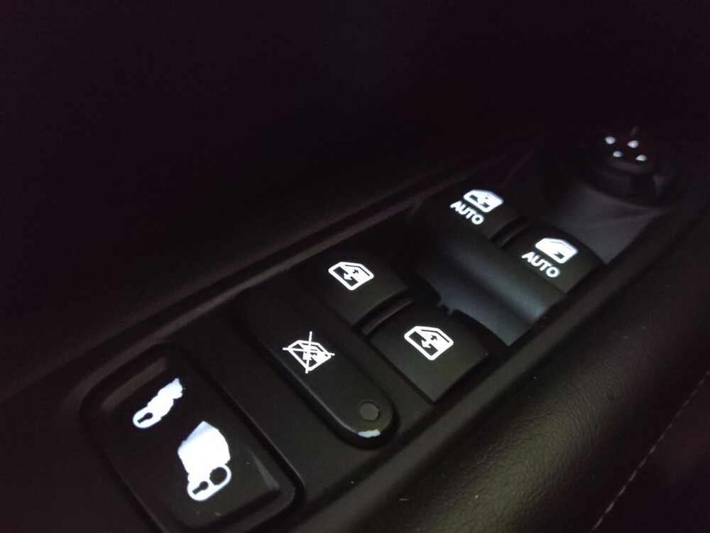 2017 Jeep Compass in Greenville, SC 29607 - 18137179 27