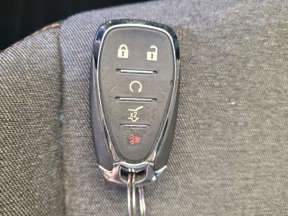 2024 Chevrolet Equinox in Toledo, OH 43617 - 18137181 32