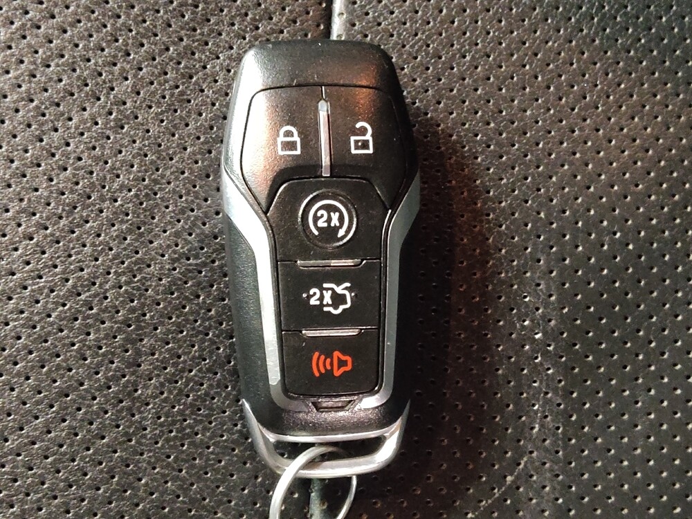 2016 Ford Explorer in Arlington, TX 76011 - 18137187 32