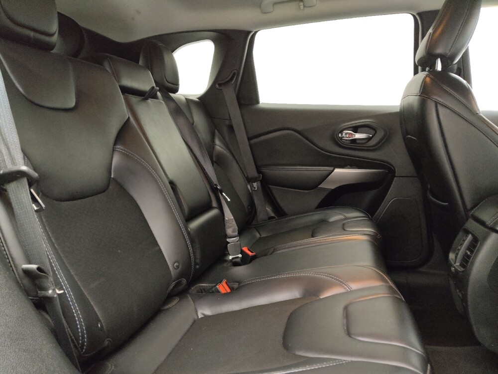 2019 Jeep Cherokee in Albuquerque, NM 87123 - 18137193 19