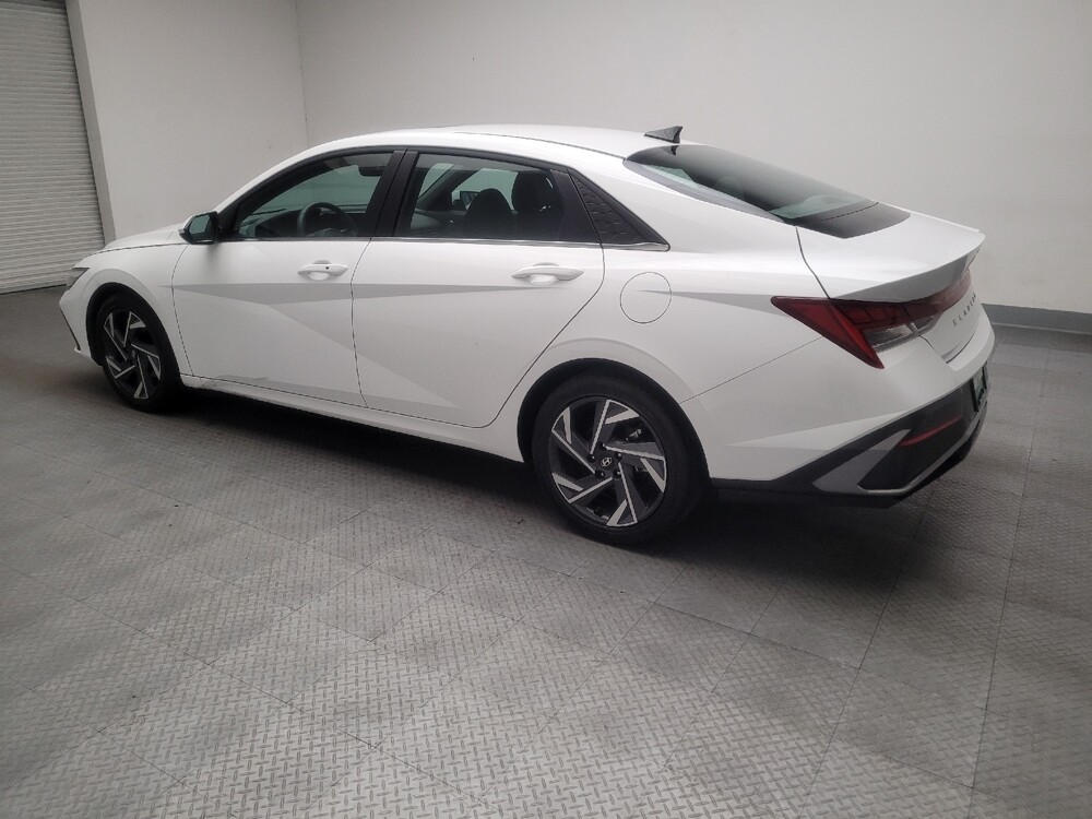 2025 Hyundai Elantra in Montclair, CA 91763 - 18137205 3