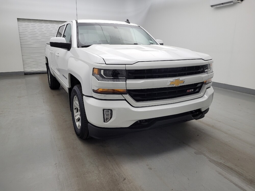 2018 Chevrolet Silverado 1500 in Miamisburg, OH 45342 - 18137209 14