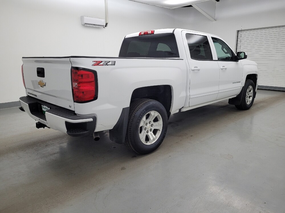 2018 Chevrolet Silverado 1500 in Miamisburg, OH 45342 - 18137209 10