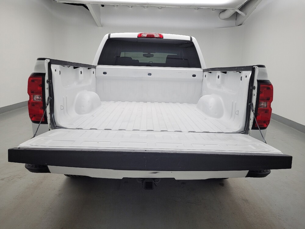 2018 Chevrolet Silverado 1500 in Miamisburg, OH 45342 - 18137209 29