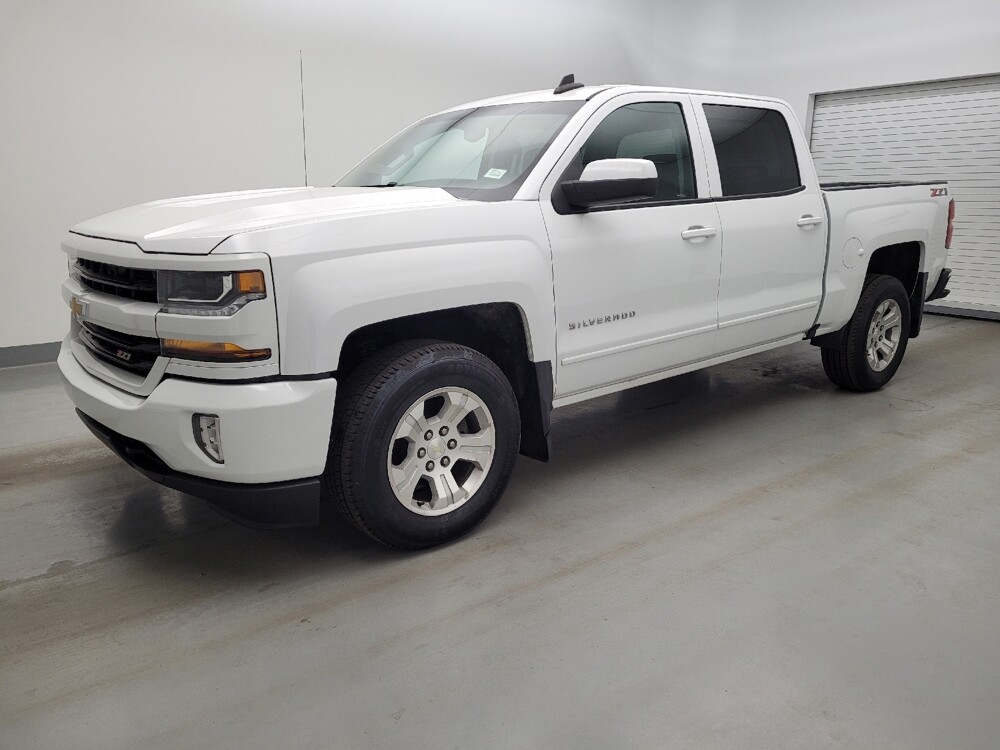 2018 Chevrolet Silverado 1500 in Miamisburg, OH 45342 - 18137209 2